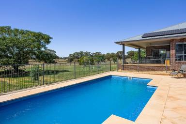 Acreage/Semi-rural Tender - NSW - Temora - 2666 - Stunning 2014 Built Brick Veneer Home on 5 Acres in Bundawarrah Estate  (Image 2)