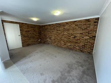 Villa For Lease - NSW - Old Bar - 2430 - TIDY VILLA WITH FENCED YARD  (Image 2)