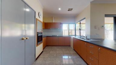 House For Sale - WA - Southern River - 6110 - Spacious 4x2 Home in Convenient Location Ideal for families or Investors - Entertainer's Delight  (Image 2)