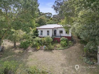 House For Sale - VIC - Toora - 3962 - OPPORTUNITY WITH AMAZING VIEWS  (Image 2)