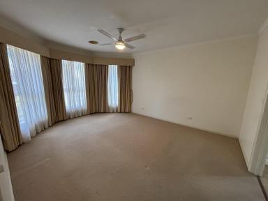 House For Lease - VIC - Hamilton - 3300 - Spacious Brick Veneer Home  (Image 2)