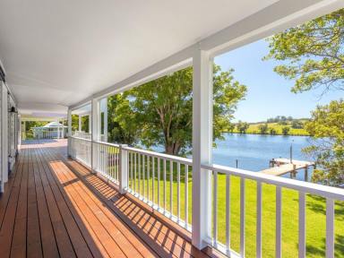 Acreage/Semi-rural For Sale - NSW - Oxley Island - 2430 - LUXURIOUS RIVERFRONT RETREAT  (Image 2)