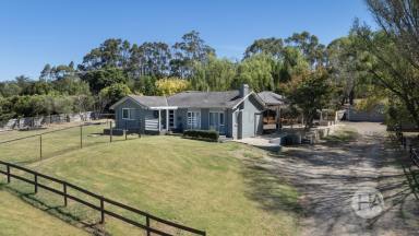 Acreage/Semi-rural For Sale - VIC - Tyabb - 3913 - Country Living, Suburban Convenience!  (Image 2)