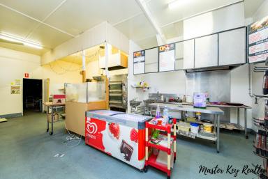 Retail For Sale - QLD - Murgon - 4605 - The Angels Building is ready for the next entrepreneur!  (Image 2)