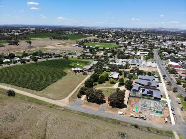 Residential Block For Sale - VIC - Rutherglen - 3685 - BUILD THE HOME YOU'VE ALWAYS DREAMED OF  (Image 2)