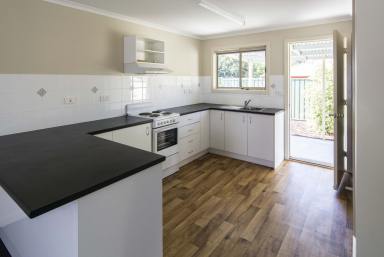 Unit For Lease - VIC - Horsham - 3400 - 2 Bedroom Townhouse  (Image 2)