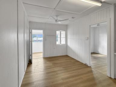 Unit For Lease - QLD - Newtown - 4350 - Neat & Sweet in Newtown  (Image 2)