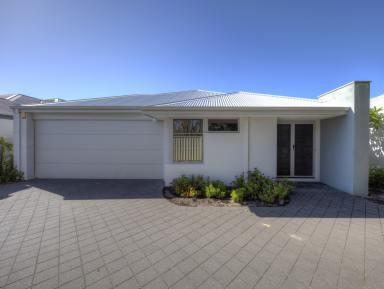 Villa For Sale - WA - Ascot - 6104 - LOCK AND LEAVE  (Image 2)