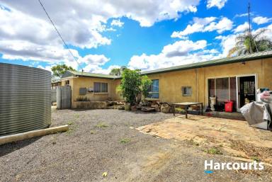 House For Sale - QLD - Avondale - 4670 - Opportunity Awaits! Perfect For First-Time Homebuyers/Investors  (Image 2)