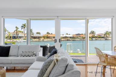 House For Sale - WA - Dudley Park - 6210 - WATERFRONT LUXURY | EXPANSIVE CANAL VIEWS | PRIVATE JETTY  (Image 2)