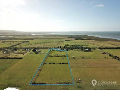 House For Sale - VIC - Toora - 3962 - ACREAGE ON THE EDGE OF  TOWN  (Image 2)
