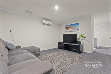 House For Sale - WA - Nollamara - 6061 - READY FOR YOU TO MOVE RIGHT IN!  (Image 2)