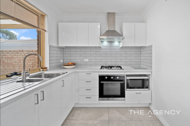 Villa Sold - WA - Hillarys - 6025 - Parkside Sophistication and Simplicity!  (Image 2)