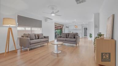 House For Sale - VIC - Echuca - 3564 - Stylish, tranquil livings awaits  (Image 2)