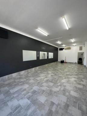 Retail For Lease - NSW - Wollongong - 2500 - RETAIL SPACE ON CROWN STREET!!  (Image 2)