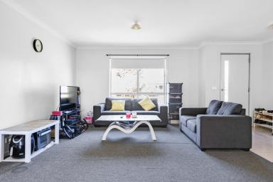 House For Sale - VIC - Mildura - 3500 - Convenient location - Smart investment  (Image 2)