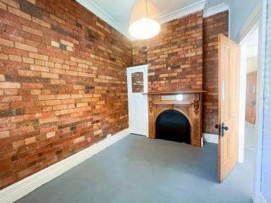 Duplex/Semi-detached For Lease - VIC - West Melbourne - 3003 - Beautiful Victorian cottage  (Image 2)