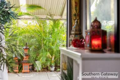 House For Sale - WA - Parmelia - 6167 - THE WHOLE PACKAGE!  (Image 2)
