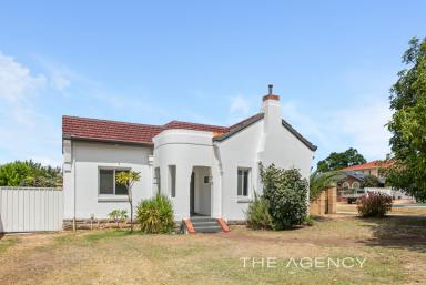 House For Sale - WA - Floreat - 6014 - A RARE Multi-Generational Opportunity.  (Image 2)