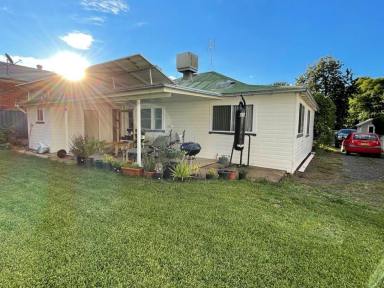 House For Lease - NSW - Moree - 2400 - Long Term Accommodation in a GREAT LOCATION  (Image 2)