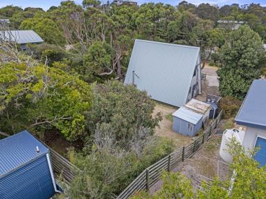 House For Sale - VIC - Sandy Point - 3959 - STORY BOOK PROPERTY IN SANDY  (Image 2)