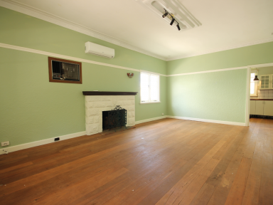 House For Sale - WA - Como - 6152 - Charming Duplex with Development Potential  (Image 2)
