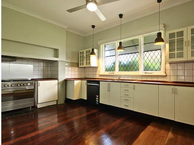House For Sale - WA - Como - 6152 - Charming Duplex with Development Potential  (Image 2)
