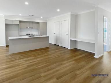 House Leased - NSW - Dubbo - 2830 - Brand New 4 Bedroom Home in Southlakes Estate  (Image 2)