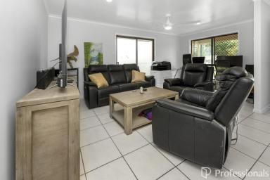 House For Sale - QLD - North Mackay - 4740 - Great Location with Separate Living!  (Image 2)