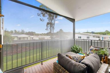 Retirement For Sale - NSW - Green Point - 2251 - 2 Double Bedrooms - 2 bathrooms - Study - Parking for 3 Cars  (Image 2)