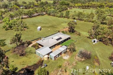 Acreage/Semi-rural For Sale - WA - Bakers Hill - 6562 - "Bakers Hill Beauty"  (Image 2)