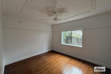House For Lease - NSW - Coniston - 2500 - Spacious 3-Bedroom Home in Prime Coniston Location!  (Image 2)