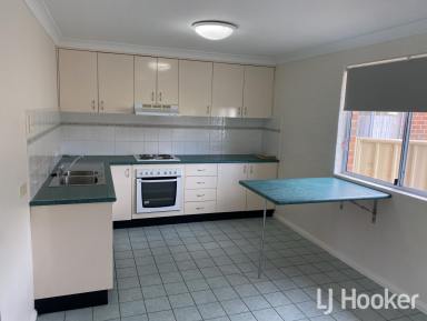 Unit For Lease - NSW - Inverell - 2360 - Spacious 2 Bedroom Unit  (Image 2)