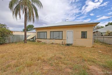 House For Sale - NSW - Bourke - 2840 - Looking for a great investment  (Image 2)