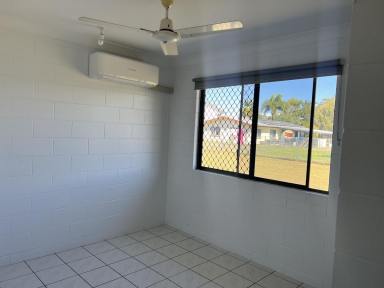 House For Lease - QLD - Forrest Beach - 4850 - 3 BEDROOM HOME IN BEACHSIDE SUBURB AVAILABLE TO RENT  (Image 2)