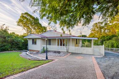 House For Sale - QLD - Gympie - 4570 - Spacious Family Home with Stunning Rural Views  (Image 2)