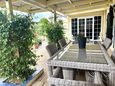 House For Sale - TAS - Longford - 7301 - Large Family Home on double block. Private and Quiet. 1493m² subdividable.  (Image 2)