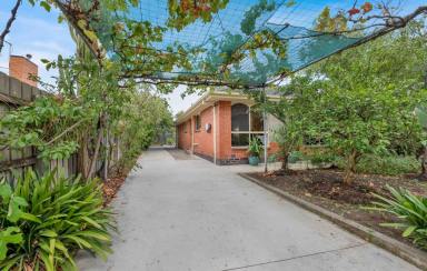 House For Sale - VIC - St Albans - 3021 - STYLISH FAMILY HOME IN A PRIME LOCATION  (Image 2)