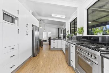 Acreage/Semi-rural For Sale - QLD - Woodford - 4514 - Large acreage property with 5 bedroom home and stunning outlook.  (Image 2)