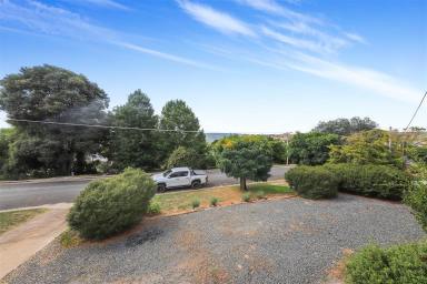 House For Sale - NSW - Batlow - 2730 - Mountain Views!  (Image 2)