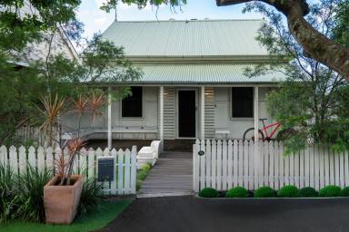 House For Sale - QLD - Paddington - 4064 - Classic Character with Contemporary Comfort in Blue Chip Location  (Image 2)