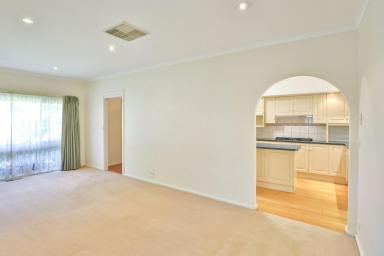 House For Sale - VIC - Mildura - 3500 - CHARACTER HOME, FANTASTIC LOCATION  (Image 2)