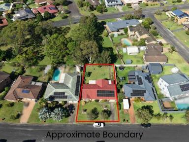 House For Sale - NSW - Old Bar - 2430 - SOLID HOME IN GOOD LOCATION  (Image 2)