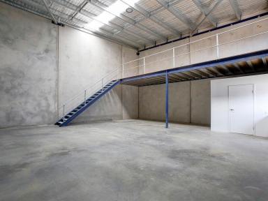 Industrial/Warehouse For Lease - NSW - Moss Vale - 2577 - 130m² Light Industrial Unit  (Image 2)