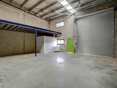 Industrial/Warehouse For Lease - NSW - Moss Vale - 2577 - 130m² Light Industrial Unit  (Image 2)
