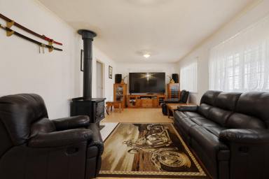 House For Sale - VIC - Golden Beach - 3851 - Your Long-Term Beach Escape or Holiday Haven  (Image 2)