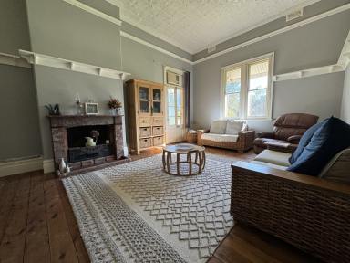 House For Sale - NSW - Wellington - 2820 - RARE FIND  (Image 2)