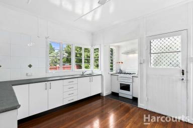 House For Sale - QLD - Maryborough - 4650 - Charming Home in a Prime Maryborough Pocket - Space, Character & Convenience!  (Image 2)