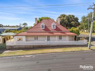 House For Sale - TAS - East Devonport - 7310 - Heritage Gem with Timeless Charm  (Image 2)