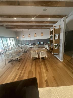 Business For Sale - SA - Robe - 5276 - Well established restaurant  (Image 2)